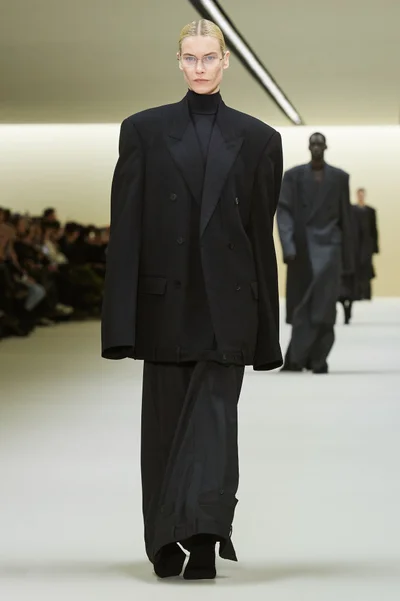 Look 7